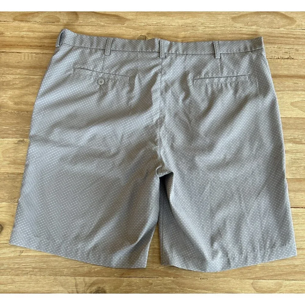 PGA Tour pale gray